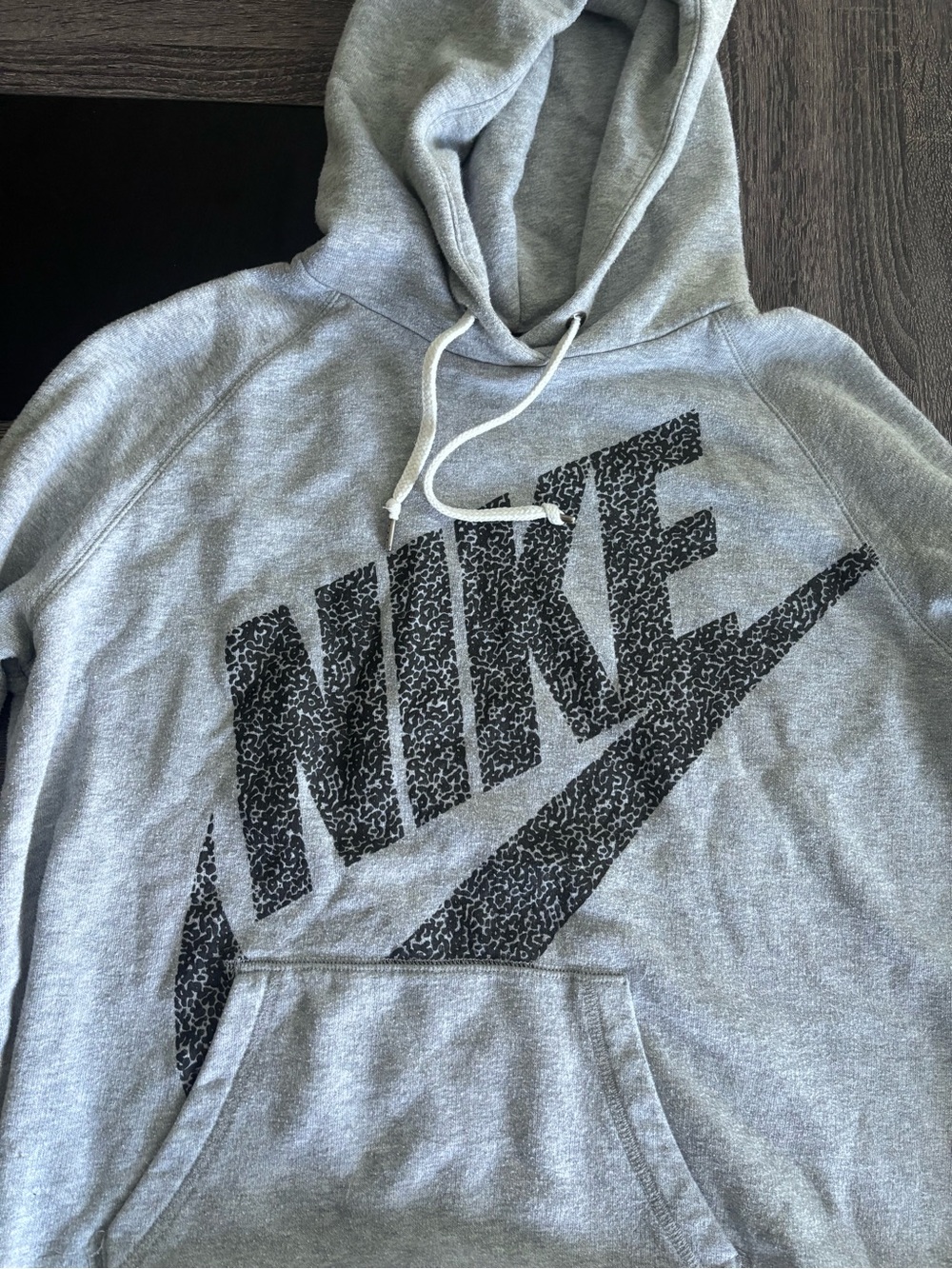 Nike Gray Pullover Hoodie Large Big Logo Graphic Sweatshirt Men’s L Casual